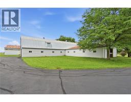 1046 BOOK Road W - 43