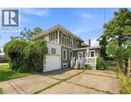 2 CARLETON Street N - 17