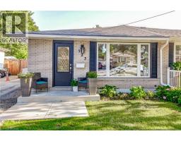 323 CRANBROOK Drive - 1
