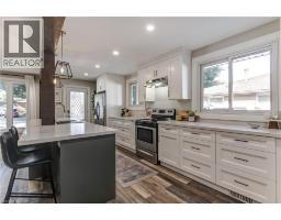 323 CRANBROOK Drive - 10