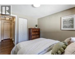 323 CRANBROOK Drive - 24