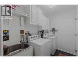 51 MILLCROFT Drive - 16