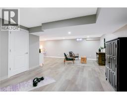 7 KINSMAN Drive - 39