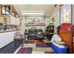 25 SAVERYN Road - 41