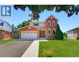 32 STONEHAVEN Place - 1