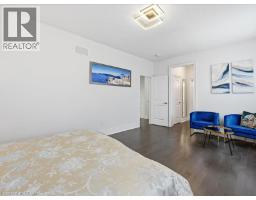 39 AVANTI Crescent - 22