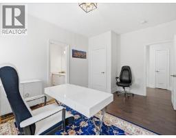 39 AVANTI Crescent - 27