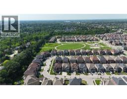 39 AVANTI Crescent - 45