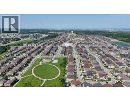39 AVANTI Crescent - 47