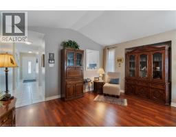 51 REDTAIL Crescent - 17