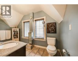 138 S WATER Street S - 31