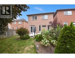 22 MOORE Crescent - 41