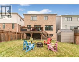 31 LARRY Crescent - 44