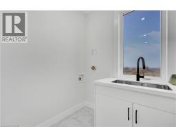 102 CLAYTON Street - 10