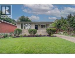 163 LYNNBROOK Crescent - 2