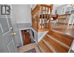 251 MACKENZIE Crescent - 27