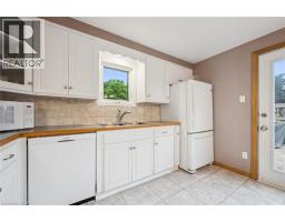 88 MANOR Drive - 10