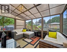 88 MANOR Drive - 17