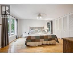 88 MANOR Drive - 19
