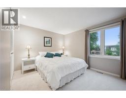 88 MANOR Drive - 22