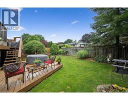 88 MANOR Drive - 37