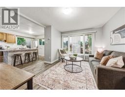 7 CHAPMAN Court - 11