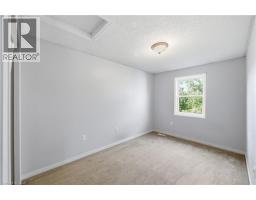 124 GOSLING Gardens UnitNo. 46 - 16