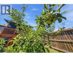 360 DOVER Avenue - 35