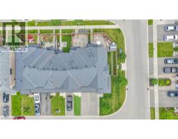 6 SHERWAY Street - 33