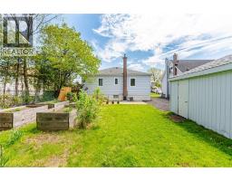 94 CLARENDON Avenue - 46