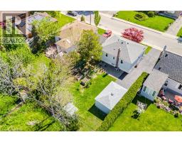 94 CLARENDON Avenue - 49