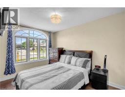 561 GREY Street - 15