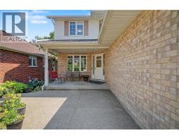 63 BRISBANE Drive - 5
