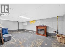 16 SUNSHINE Court - 33
