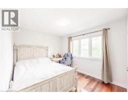 500 BLENHEIM Crescent - 29