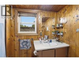 834 MOHAWK Road E - 12
