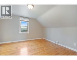 339 COLBORNE Street N - 10
