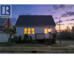 339 COLBORNE Street N - 18
