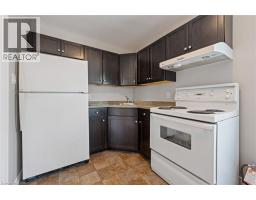 339 COLBORNE Street N - 6