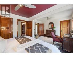 100 DAWSON Street - 22