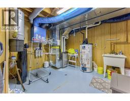 418 SANDBANKS Crescent - 39