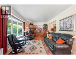 31 VALERIE Drive - 7