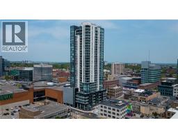 60 CHARLES Street W UnitNo. 201 - 36