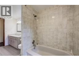 197 SOUTHWOOD Drive - 20