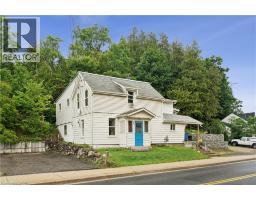 286 MAIN Street S - 3