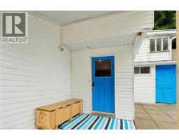 286 MAIN Street S - 4