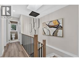325 QUEENSDALE Avenue E - 25