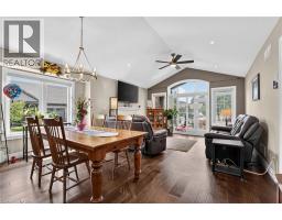 25 RICHARD Crescent - 12