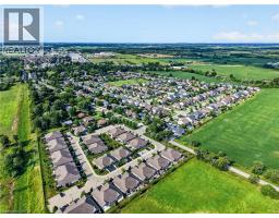 25 RICHARD Crescent - 44