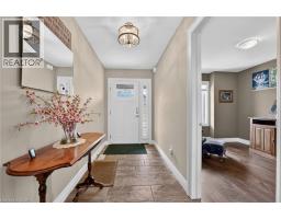 25 RICHARD Crescent - 6